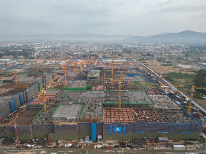 上海宝冶中建八局厦门天马项目.jpg